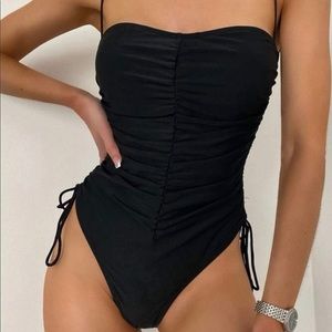 NEW SHEIN RUCHED DRAWSTRING SIDES BLACK ONE PIECE SWIMSUIT SIZE LARGE